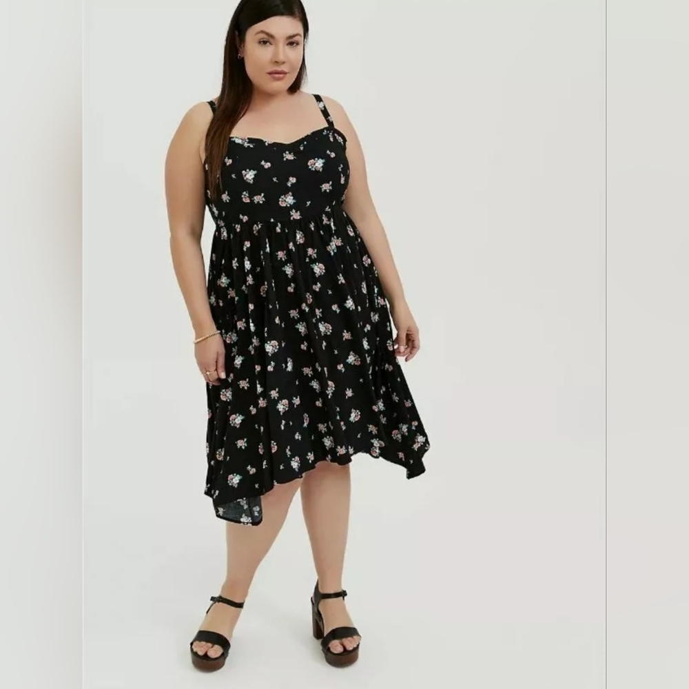 Torrid black dress with rose detail plus size 0